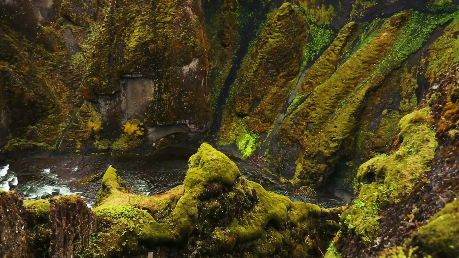 Fjaðrárgljúfur – Ansicht aus dem Video